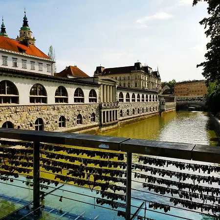 Artistic In Historical Old Town * Lublaň